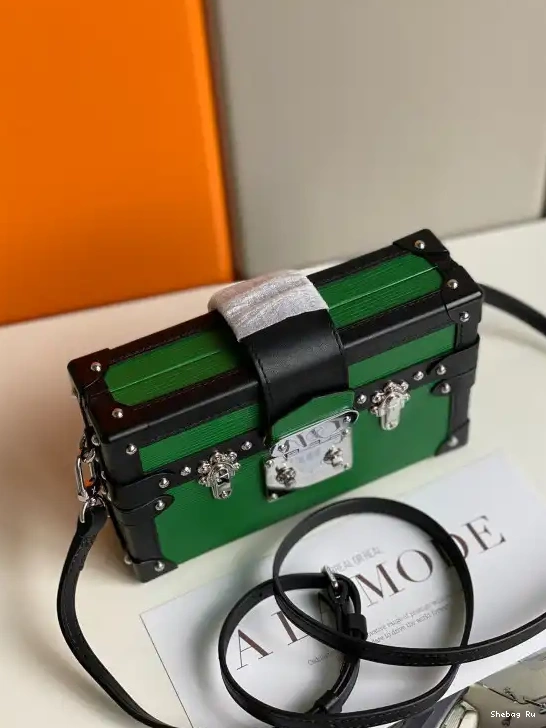 MALLE LOUIS VUITTON PETITE 0607